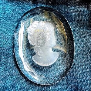 Vintage Frosted Glass Intaglio Cameo, Made In West Germany